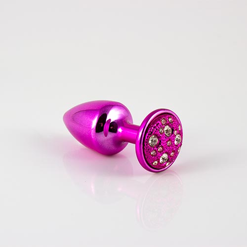 Plug P rosa com pedra cravejada em strass