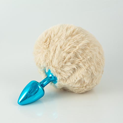 Plug Azul com Pompom Claro