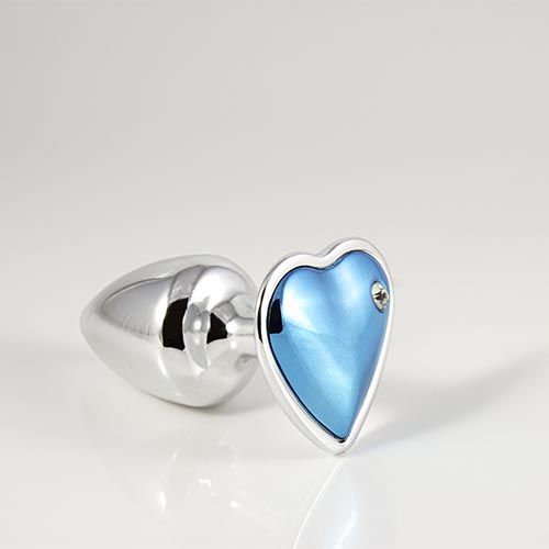 Plug Cromado Com Pedra De Coração Azul